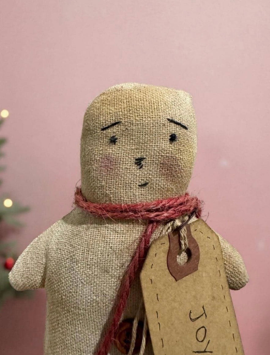 Small Primitive Snowman – Handmade Grungy Christmas Shelf Sitter